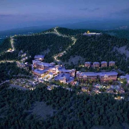 Xiaotangzhuang Grand Bay Hotel Beijing מראה חיצוני תמונה